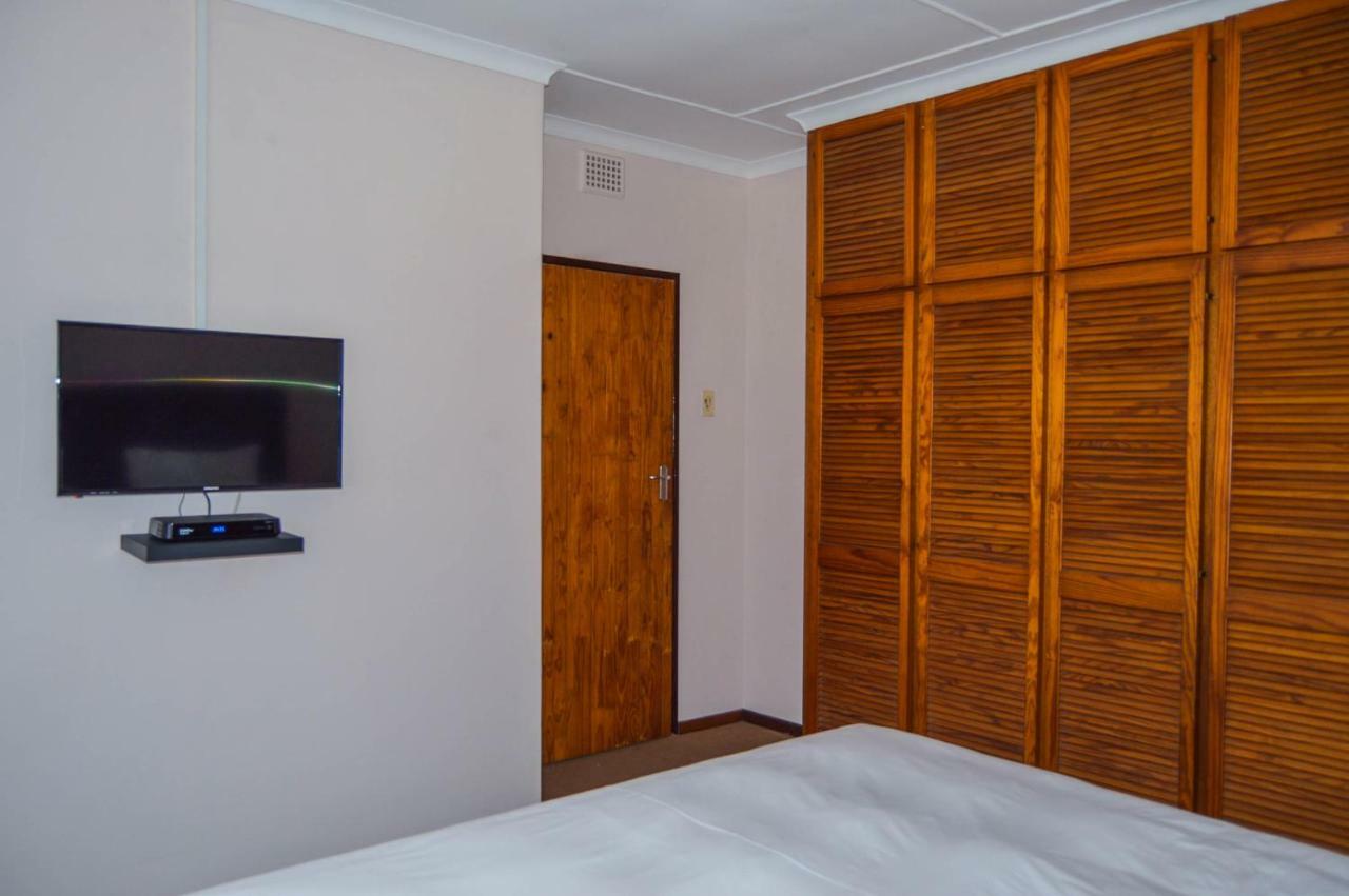 Emangunini Guest House Richards Bay Εξωτερικό φωτογραφία