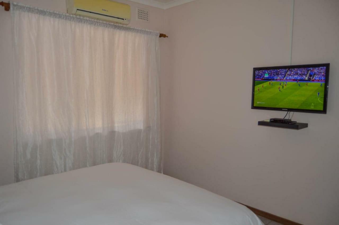 Emangunini Guest House Richards Bay Εξωτερικό φωτογραφία