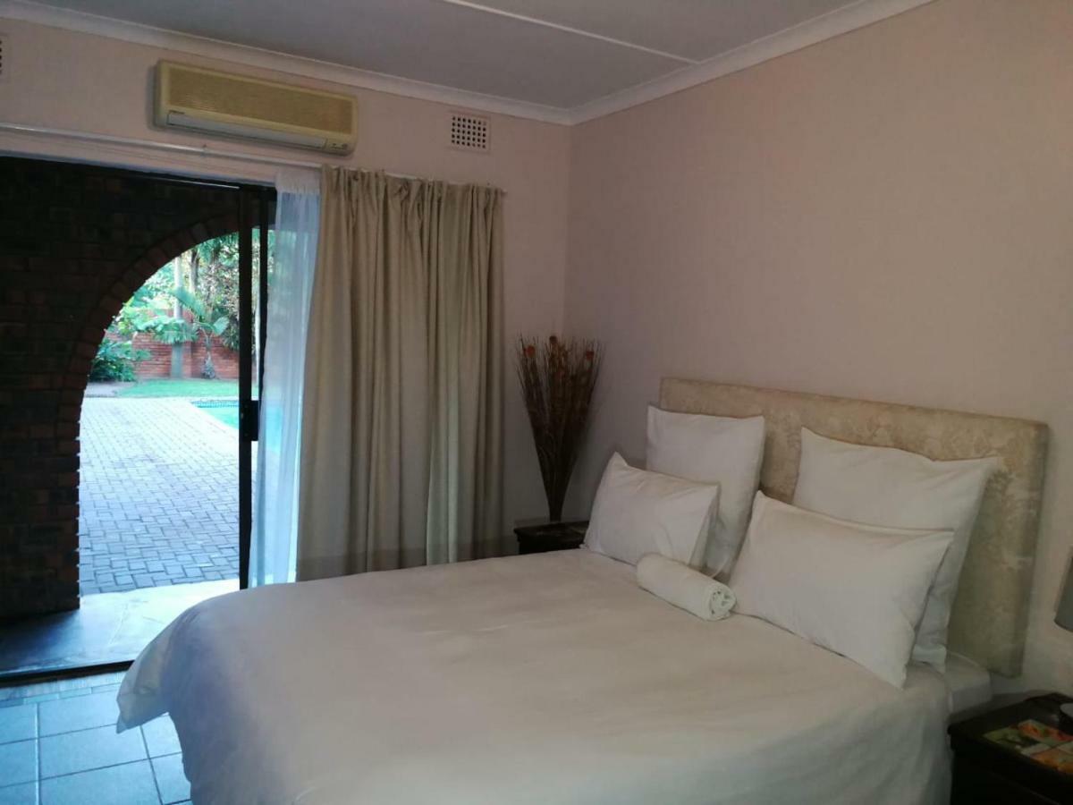 Emangunini Guest House Richards Bay Εξωτερικό φωτογραφία