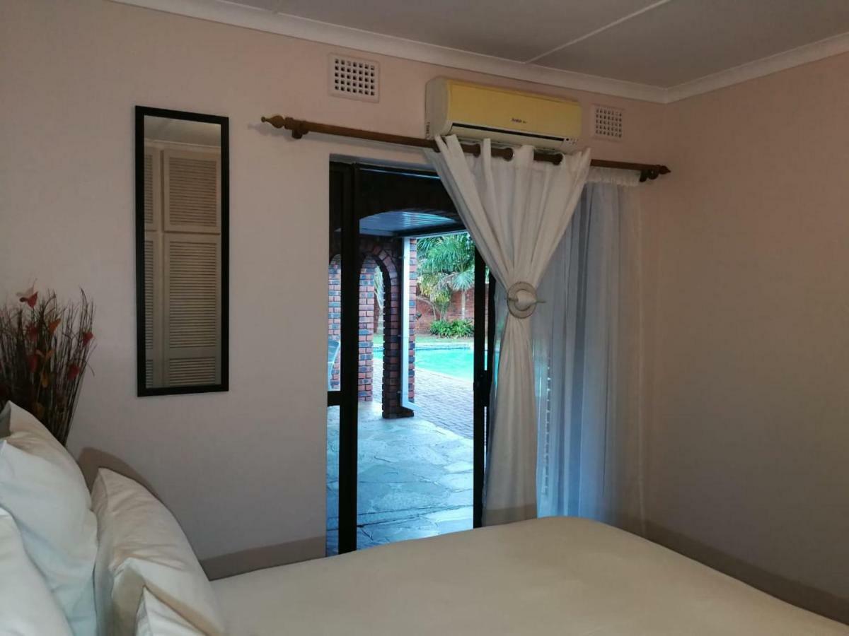 Emangunini Guest House Richards Bay Εξωτερικό φωτογραφία