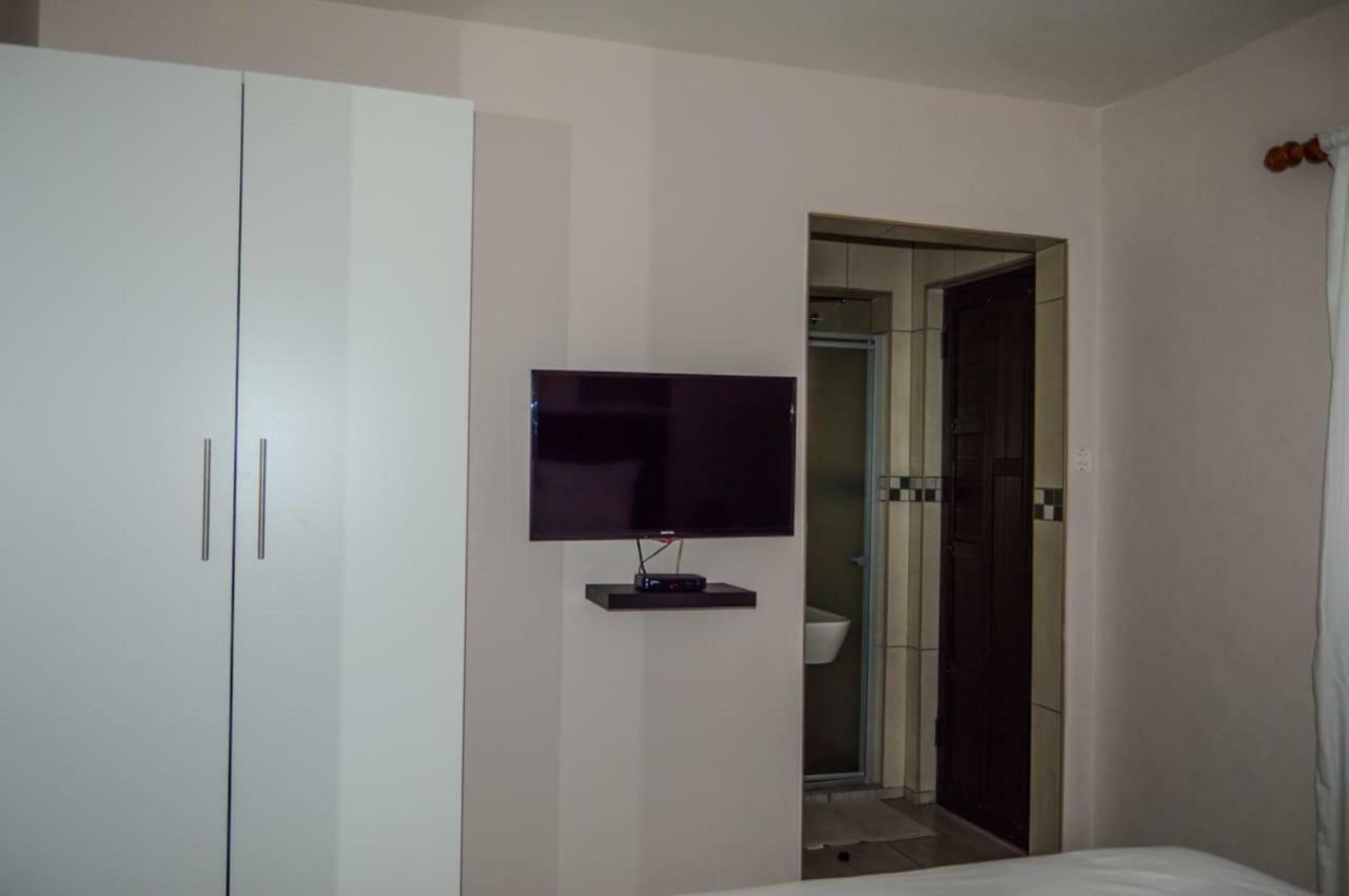 Emangunini Guest House Richards Bay Εξωτερικό φωτογραφία
