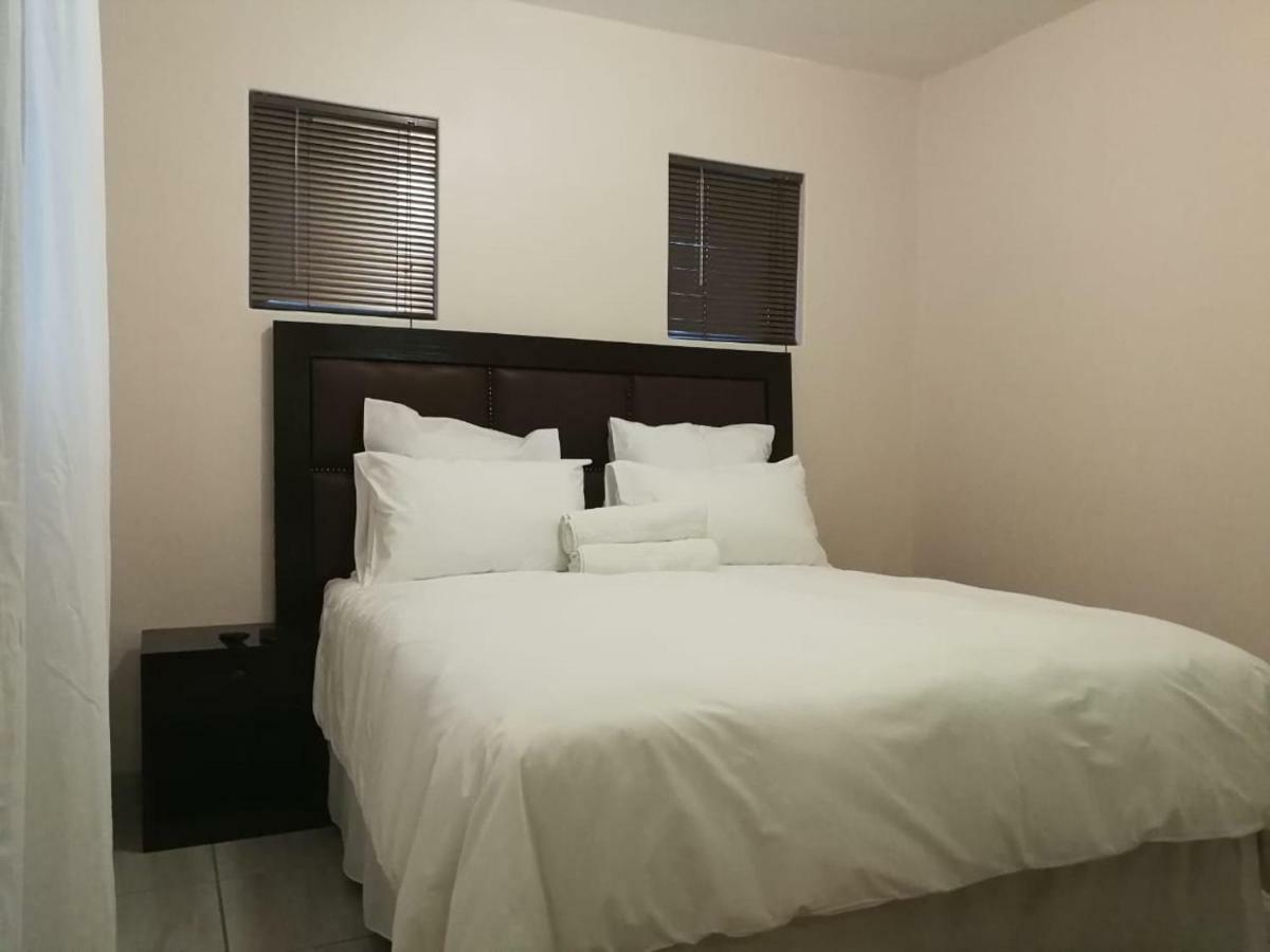 Emangunini Guest House Richards Bay Εξωτερικό φωτογραφία
