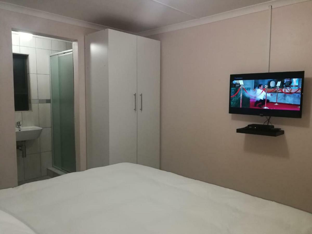 Emangunini Guest House Richards Bay Εξωτερικό φωτογραφία