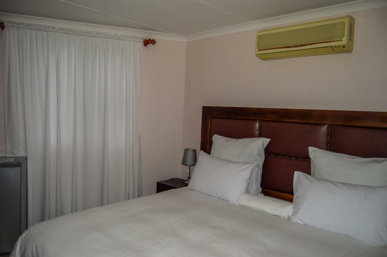 Emangunini Guest House Richards Bay Εξωτερικό φωτογραφία