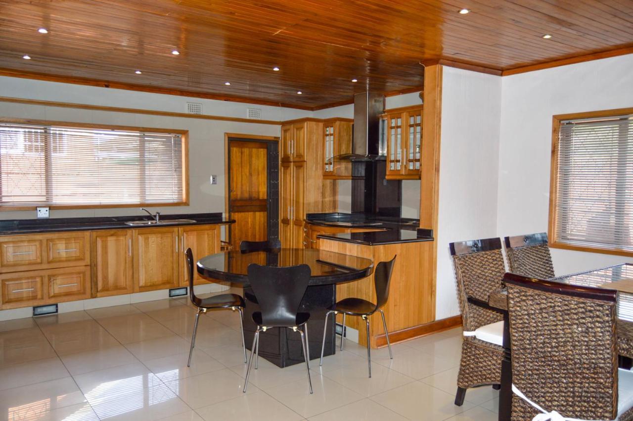 Emangunini Guest House Richards Bay Εξωτερικό φωτογραφία