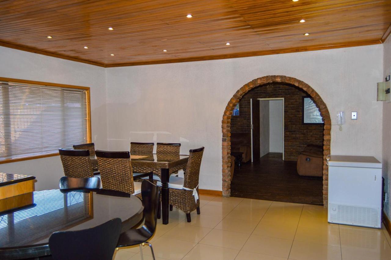 Emangunini Guest House Richards Bay Εξωτερικό φωτογραφία