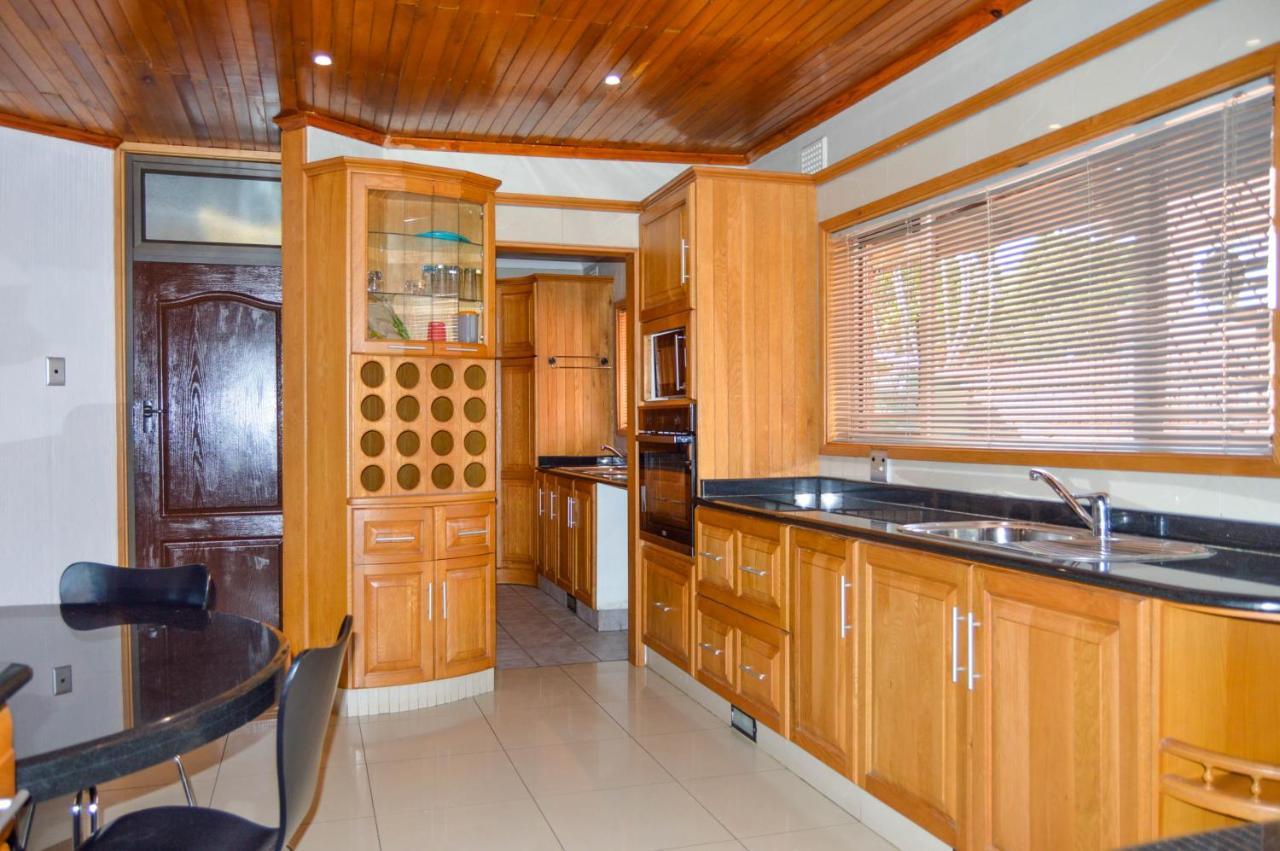 Emangunini Guest House Richards Bay Εξωτερικό φωτογραφία